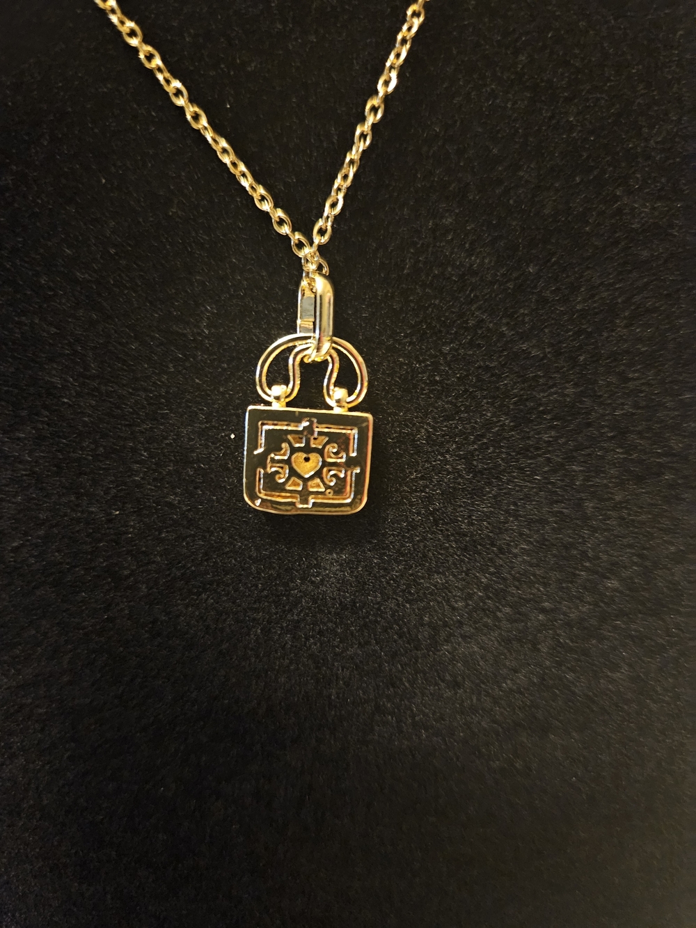 Gold-tone Purse Pendant Necklace with Crystal Accents NWT Stainless Steel - Picture 3 of 7